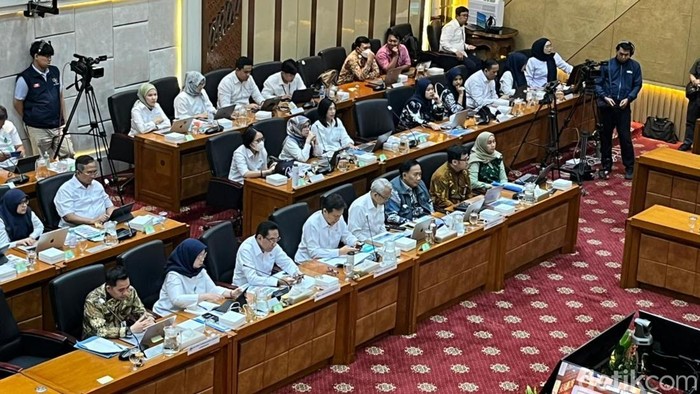 Menkes Ungkap Dokter Magang Kini Dapat Jaminan BPJS