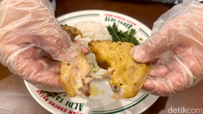 Ayam Goreng Basah Aldi Taher Viral, Begini Fakta Rasa Sebenarnya