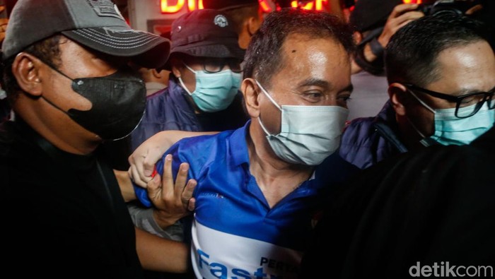 Deretan Pasal Jerat Roy Suryo dan dr Tifa di Kasus Ijazah Jokowi