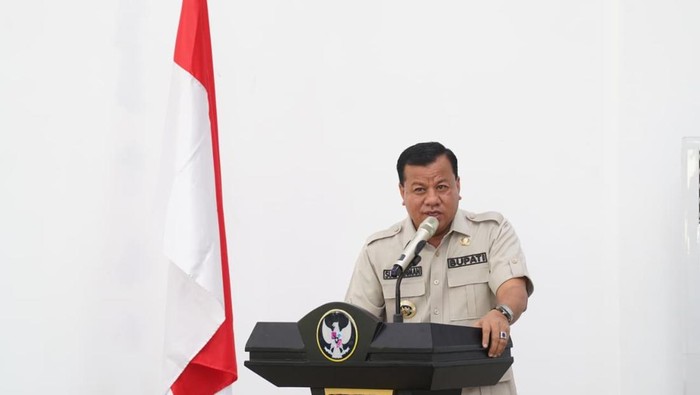 Bupati dan Sekda Kuansing Serahkan Diri, Langsung Diperiksa KPK