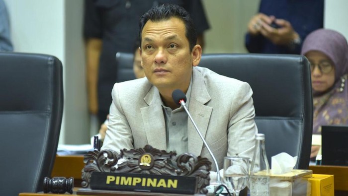 Menjaga Rupiah, Menjaga Pertumbuhan