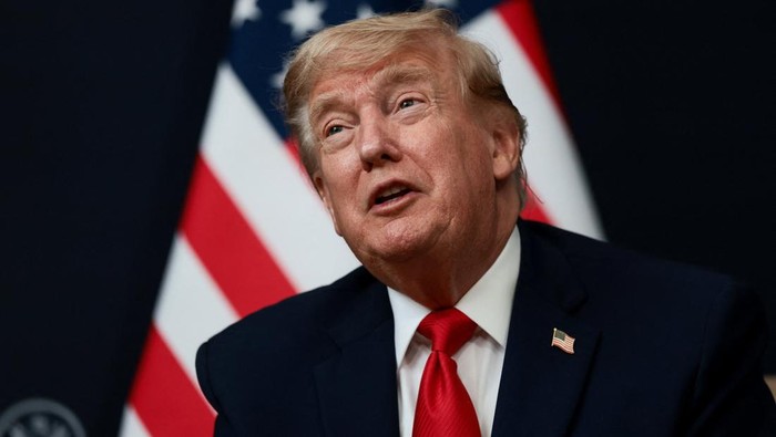 Trump Ingin Deal dengan Iran, Tapi Ingatkan Opsi Militer Tetap Ada!