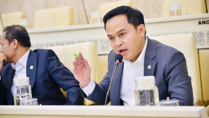 Anggota DPR Miris Bupati Langkat Jadikan Seragam Sekolah Lahan Gratifikasi