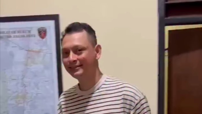 Polisi Ungkap Fakta di Balik Senyum Pria Pukul Pemotor di Jagakarsa: Ternyata Baru Konsumsi Sabu