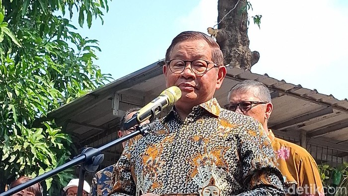 Pramono Anung Luruskan Lokasi Jembatan 'Gembok Cinta' di Rasuna Said