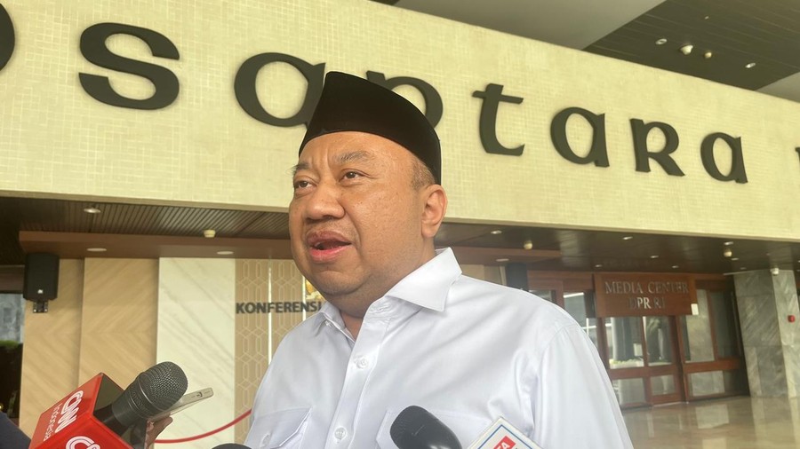 Jakarta  - Presiden Prabowo Subianto secara terbuka mengakui bahwa tingkat kesejahteraan guru dan Pegawai Negeri Sipil (