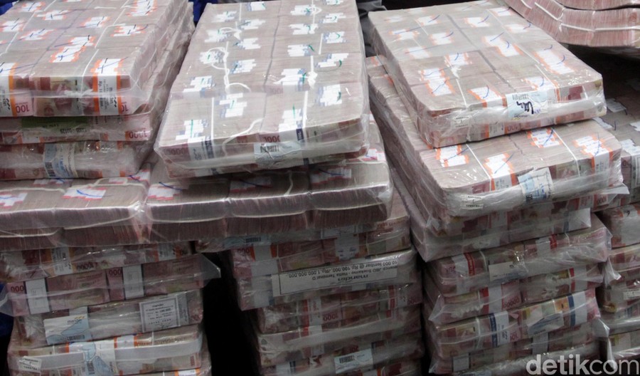 Naik 44,4%, Belanja Subsidi & Kompensasi Sudah Habiskan Rp 233 T