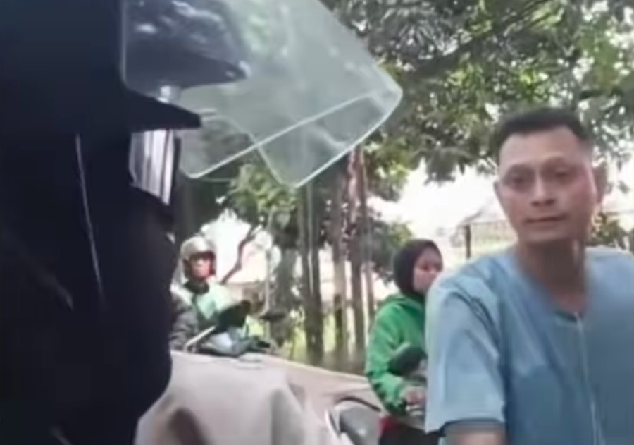 Kronologi Pemukulan di Jalan Raya