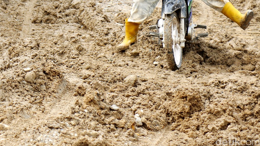 Warga Aceh Patungan Rp 1 Miliar Perbaiki Jalan Rusak, Kementerian PU Buka Suara