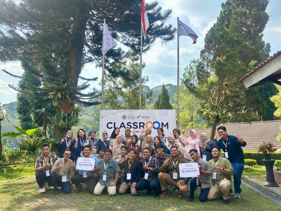 The Classroom Batch 2 Bekali Tim KLH/BPLH Skill Menulis Berita di Era Digital