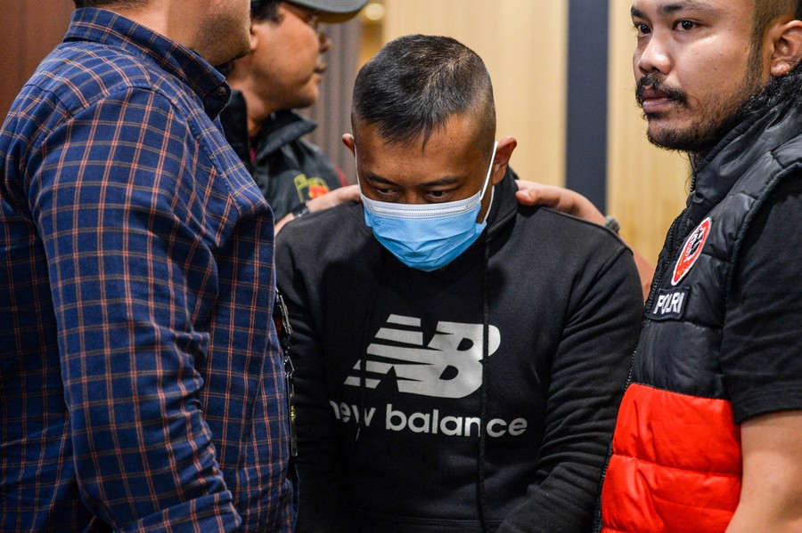 Bandung, Warkini.com  – Kepolisian berhasil mengamankan Taufik Hidayat (30), pelaku penyekapan terhadap seorang wanita