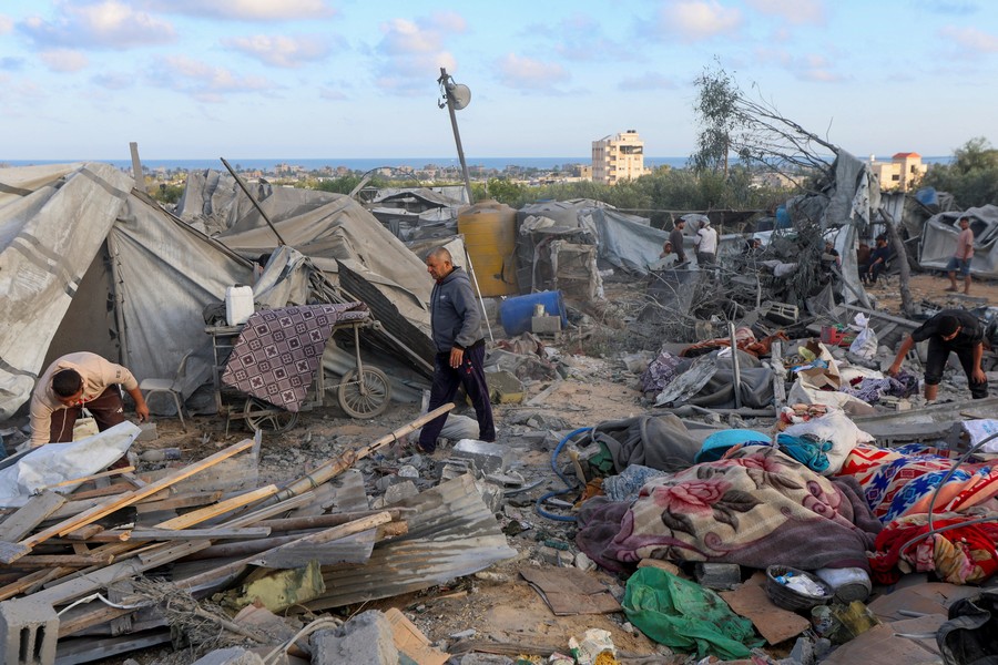 Gaza City  - Gelombang kekerasan kembali mengguncang Jalur Gaza meskipun status gencatan senjata yang telah diberlakukan