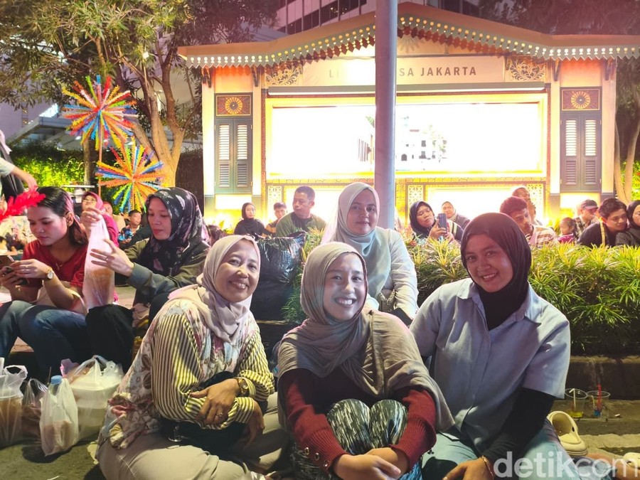 Semangat Warga Hadapi Padatnya Perayaan 499 Tahun Jakarta