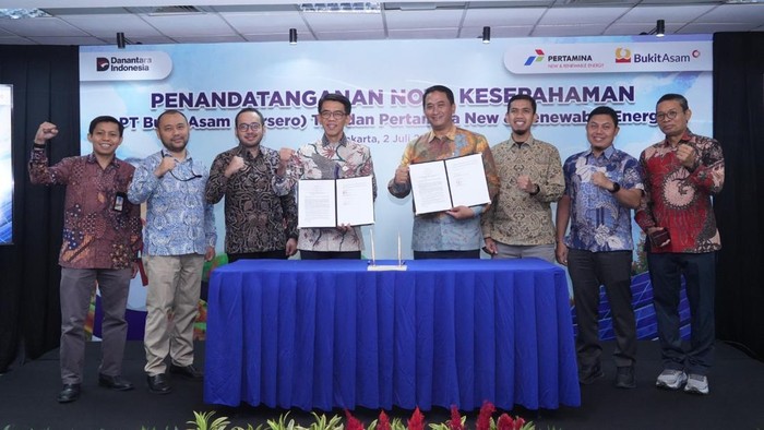 PTBA & PNRE Jajaki Kerja Sama Pengembangan PLTS di Lahan Pascatambang
