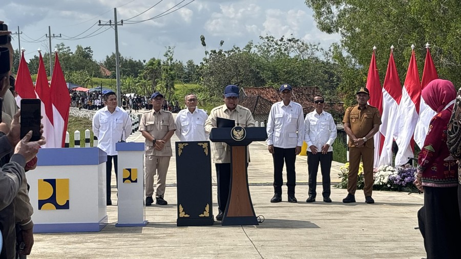 JAKARTA  — Presiden Prabowo Subianto meresmikan pembangunan jalan daerah sepanjang 1.151 kilometer yang tersebar di 37