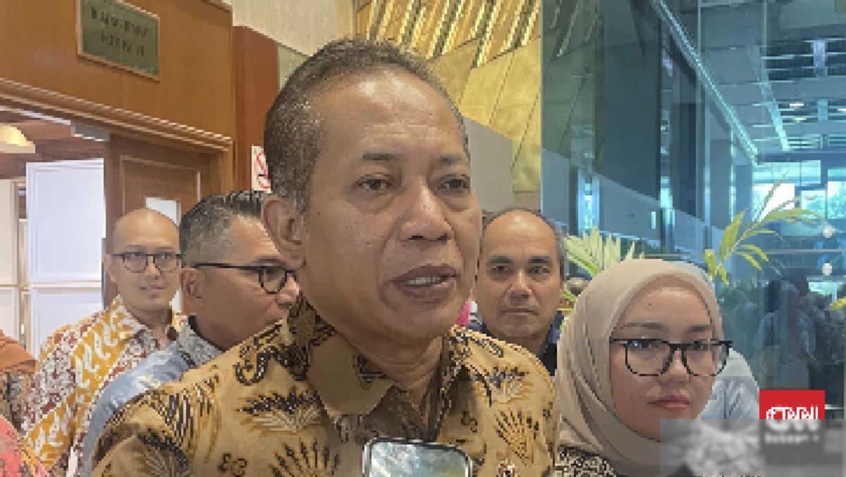 Menkop Ferry Bantah Kipas Rp1,8 T untuk Kopdes