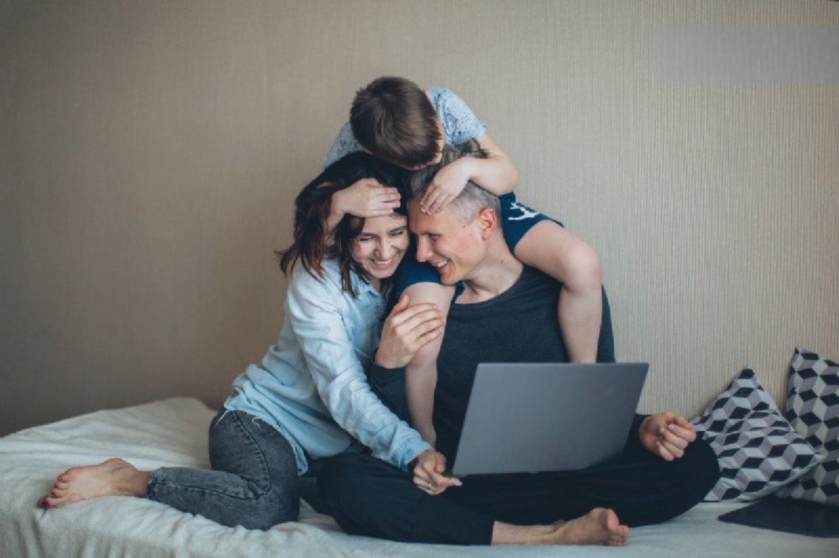 Malam Tahun Baru: 13 Ide Romantis untuk Pasangan Tanpa Biaya Mahal