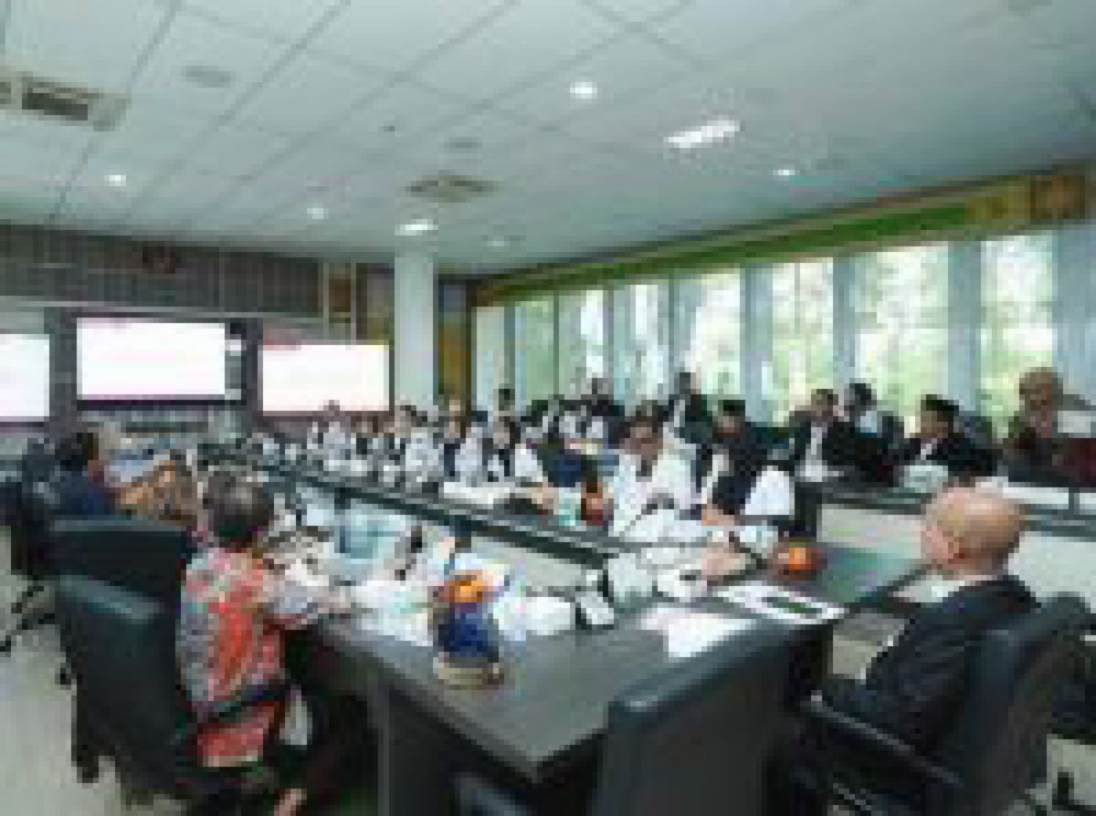 UIR Finalisasi Prodi Kedokteran Gigi, BRK Syariah Latih Teller