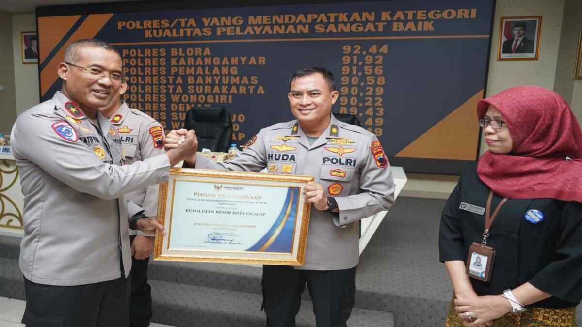10 Polres Jajaran Polda Jateng Raih Predikat Pelayanan Sangat Baik